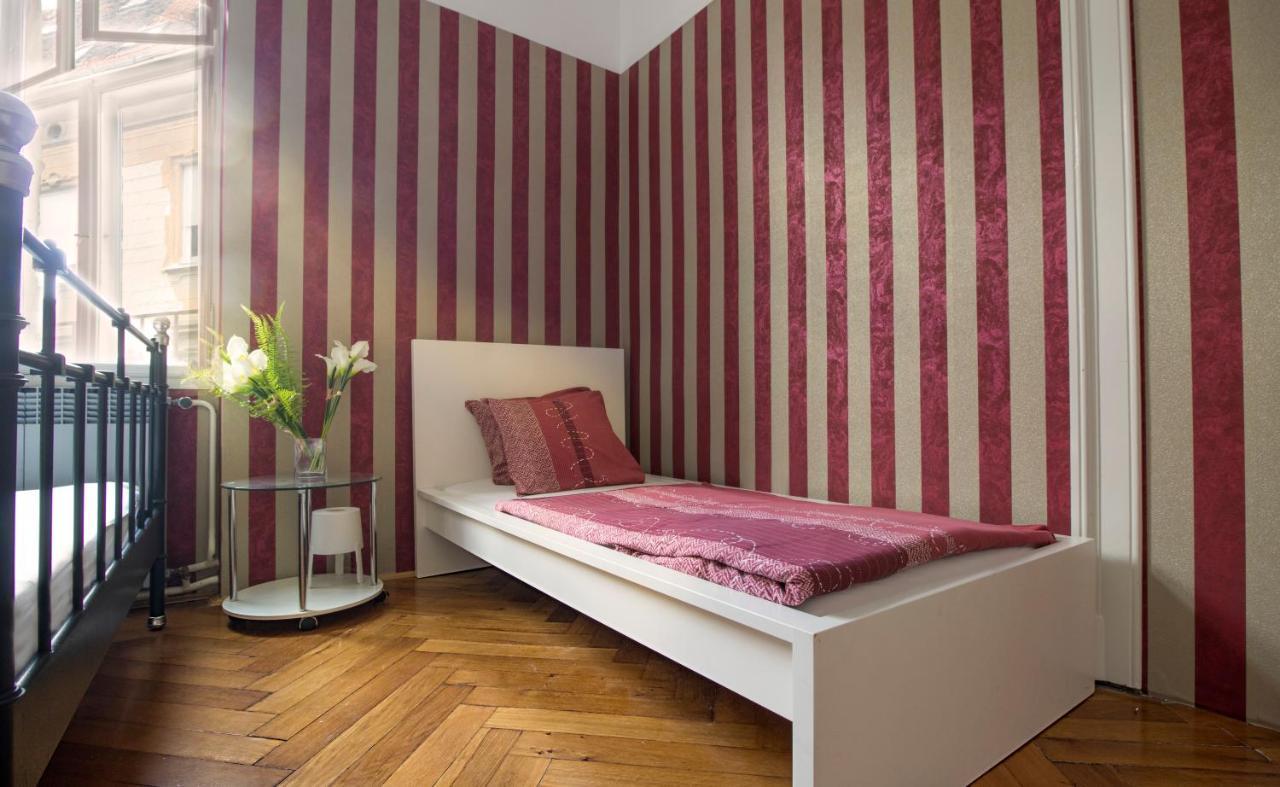 Guesthouse Centar 2 Zagreb Exteriör bild